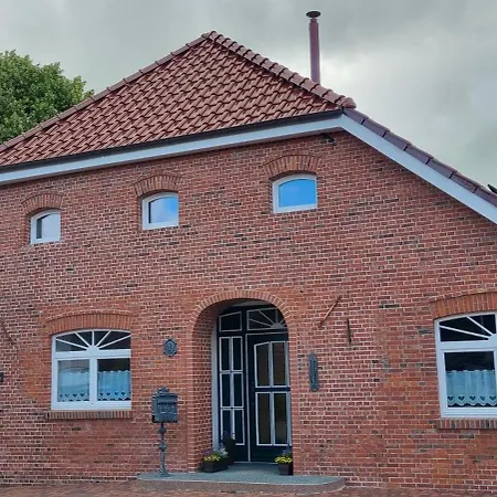 Hyggehaus * Westoverledingen